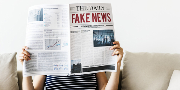 Zeitung Fake News, © pixabay